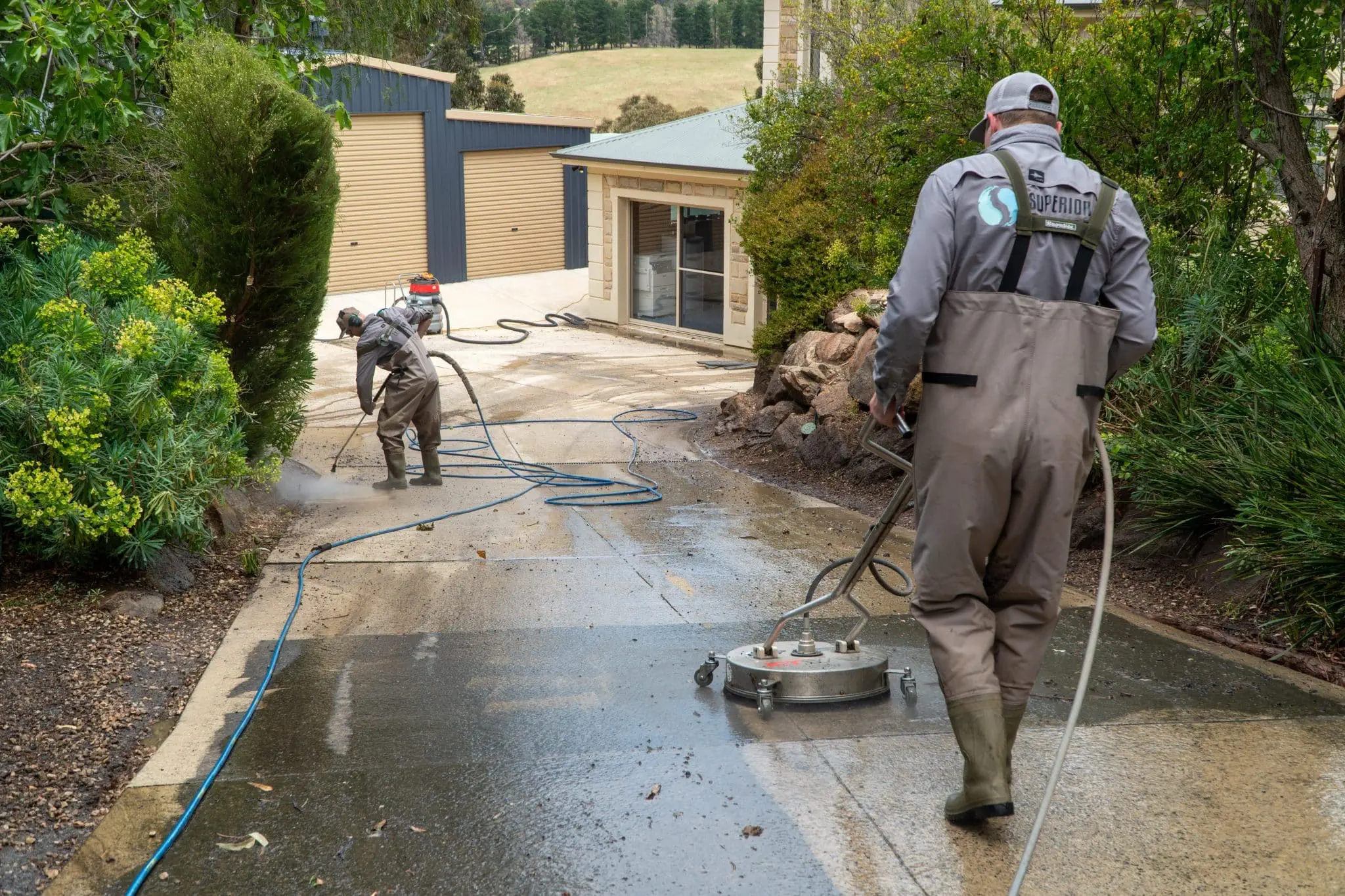 Residential Driveway Pressure Cleaning Services